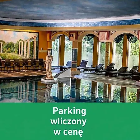 Papuga Park Wellness Marrakesz & Jaworze
