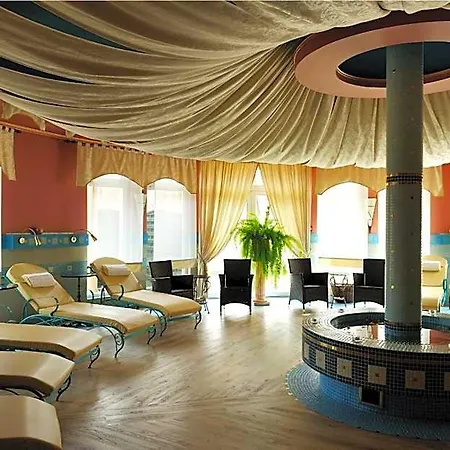 Papuga Park Wellness Marrakesz & Hotel 4*