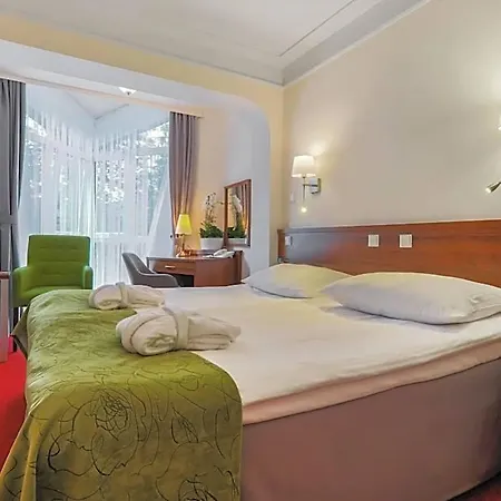 Papuga Park Wellness Marrakesz & 4* Jaworze